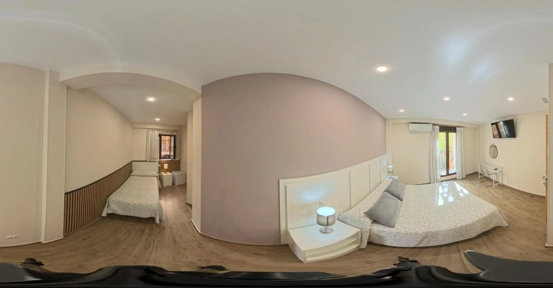 Гостевой дом Hostal Infantes Толедо